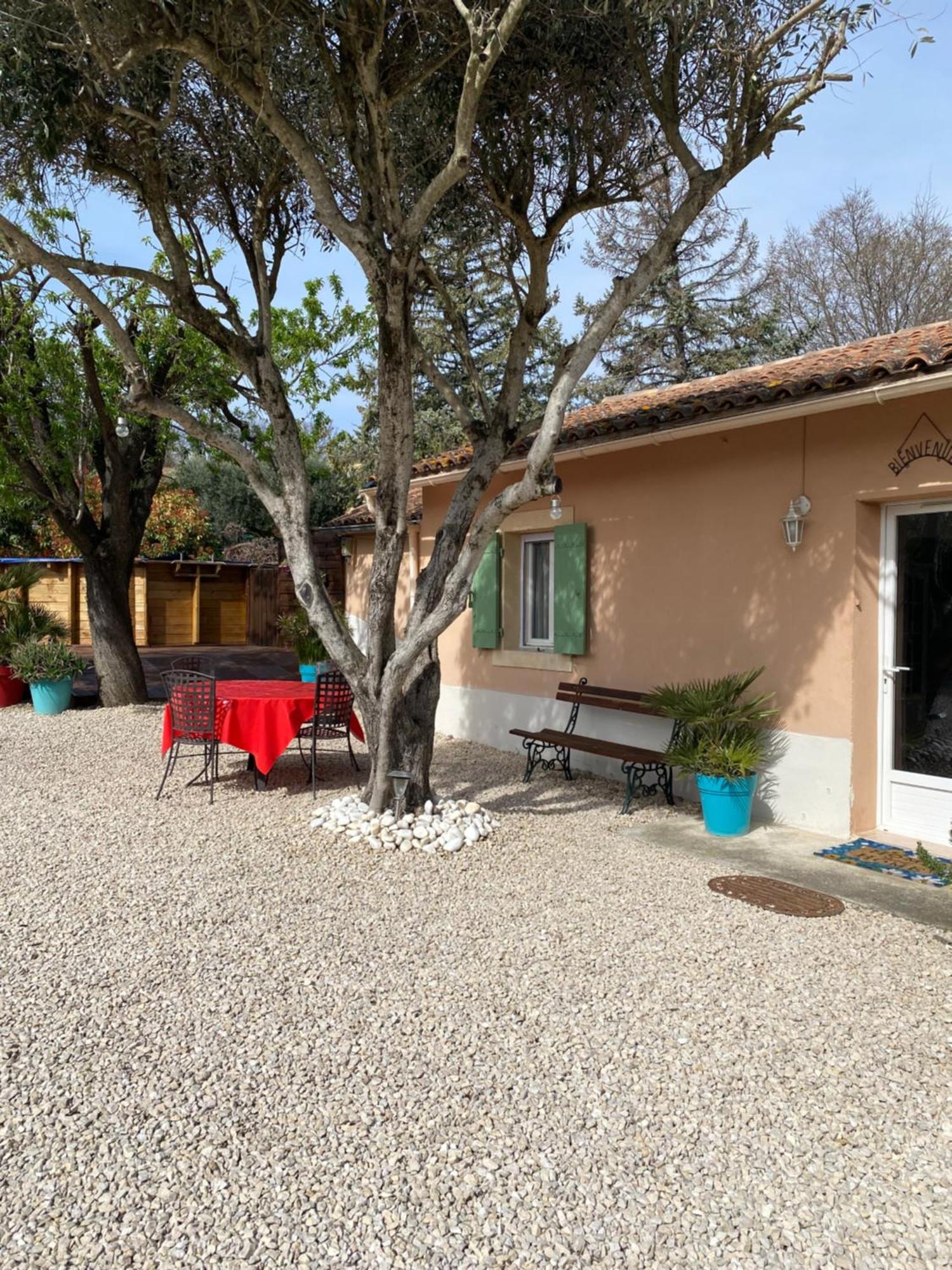 Gite 135 C Саррьян Экстерьер фото